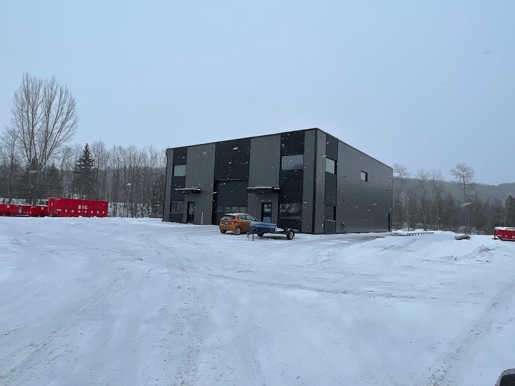 Conteneur Big | 8230 Rte Louis-S.-Saint-Laurent #1, Compton, QC J0B 1L0, Canada | Phone: (819) 300-4033