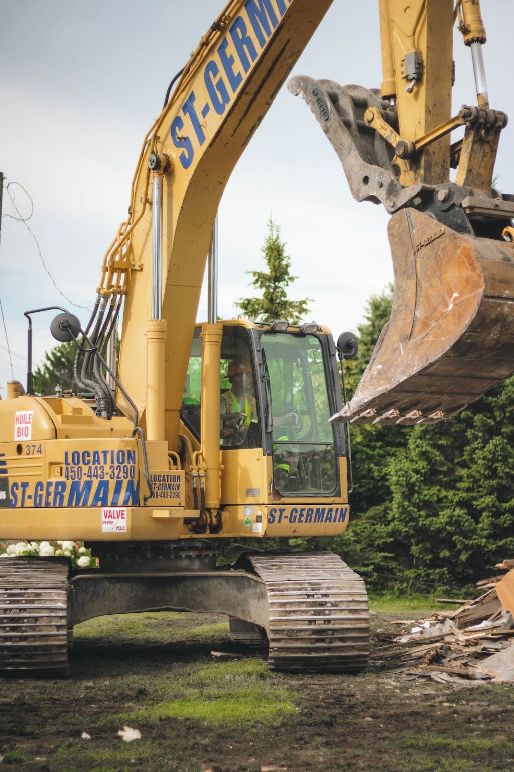 Excavex Rive-Sud Inc. - Excavation et retrait de pyrite | 3096-C Rue Bernard-Pilon, Saint-Mathieu-de-Beloeil, QC J3G 4S5, Canada | Phone: (514) 926-0094