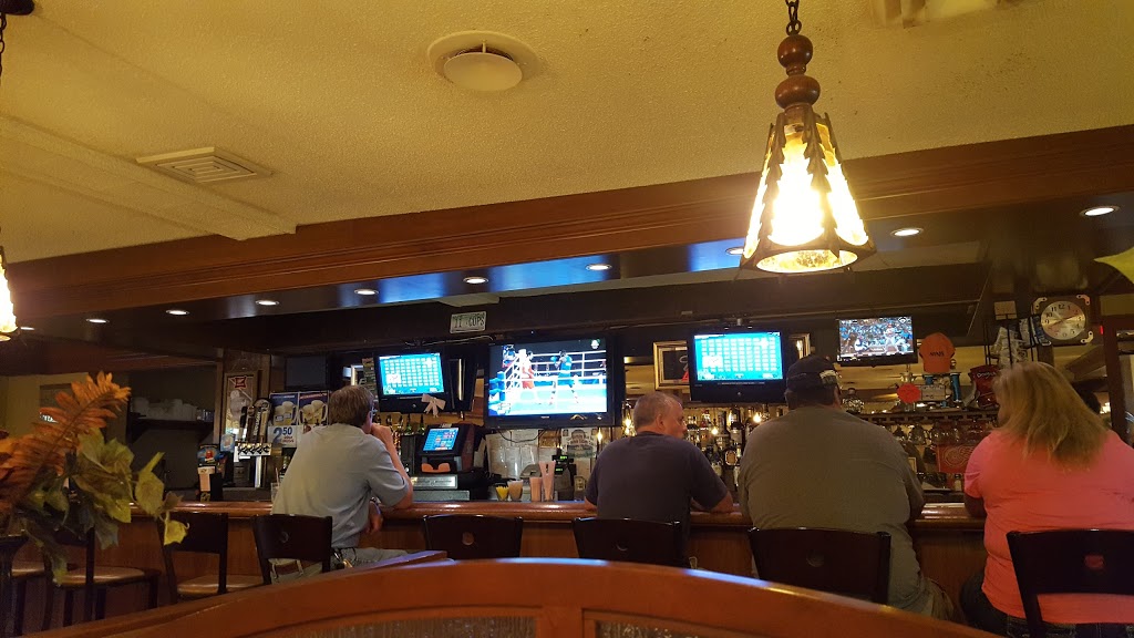 Pioneer Bar & Restaurant | 5600 Lapeer Rd, Smiths Creek, MI 48074, USA | Phone: (810) 984-1635