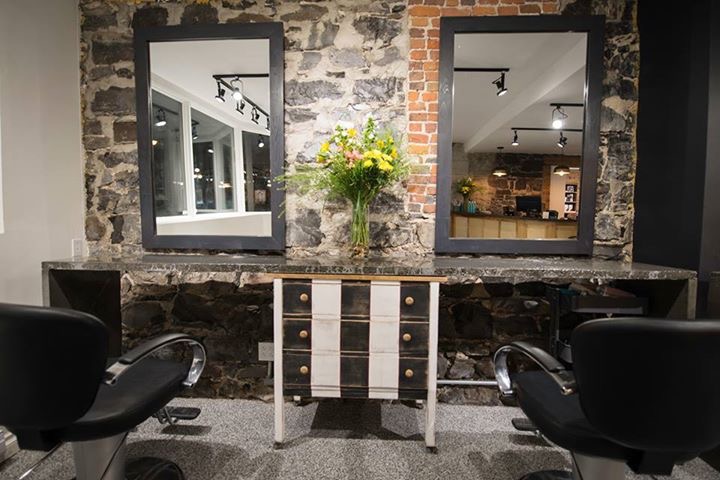 F & Co. Salon | 441 Rue Saint-Jean, Québec, QC G1R 1P3, Canada | Phone: (418) 525-9600