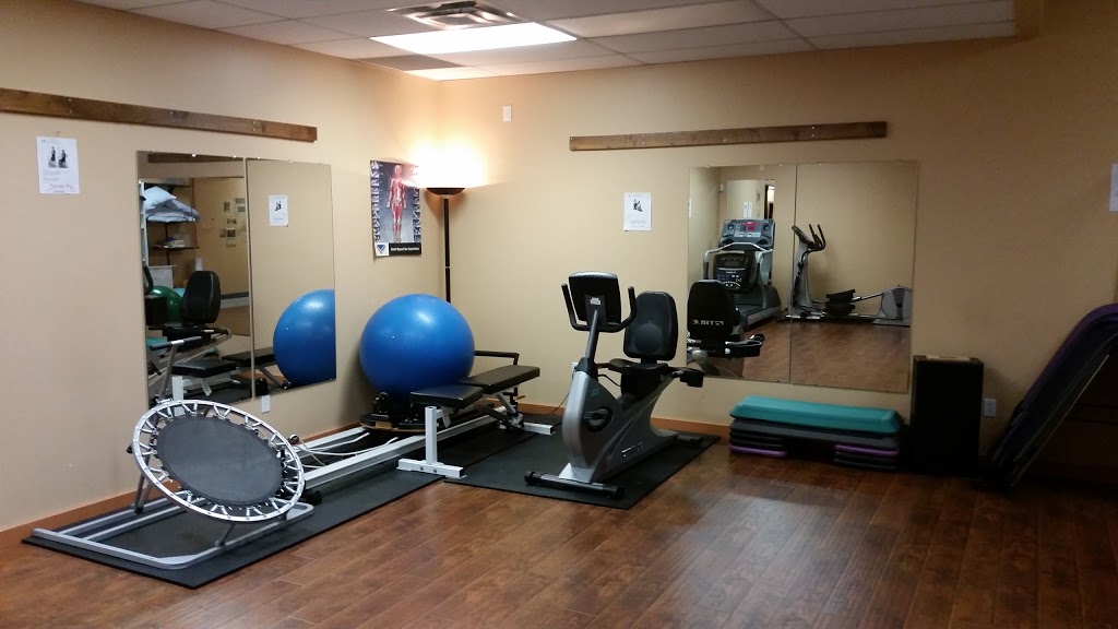 Doug Freer & Associates - Physiotherapy & Massage Therapy | 115 Bell Farm Rd #102, Barrie, ON L4M 5G1, Canada | Phone: (705) 733-0660