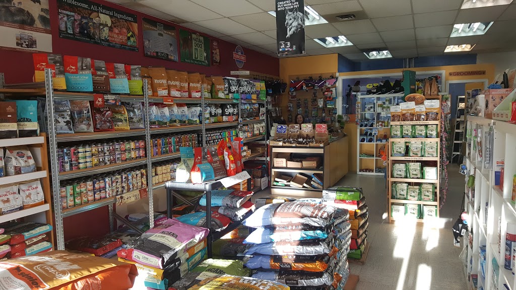 Lynn Valley Pet Food | 1266 Lynn Valley Rd, North Vancouver, BC V7J 2A3, Canada | Phone: (604) 988-9912