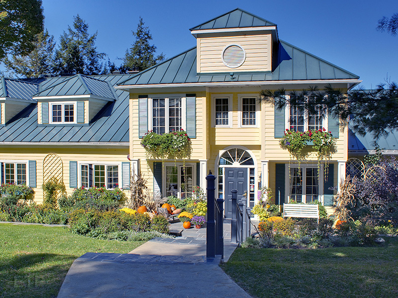 Ripplecove Hotel & Spa | 700 Chemin Ripple Cove, Ayers Cliff, QC J0B 1C0, Canada | Phone: (800) 668-4296