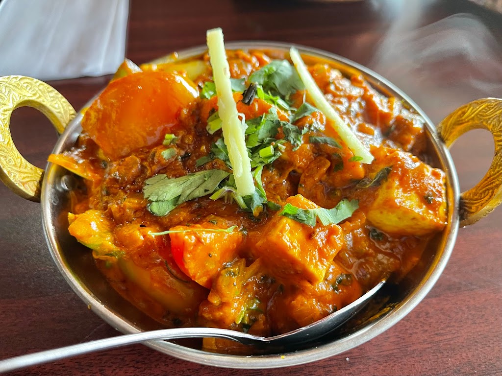 Ice N Spice, Fine Indian & Hakka Cuisine | 380 Lakeshore Rd E, Mississauga, ON L5G 1H5, Canada | Phone: (905) 271-9995