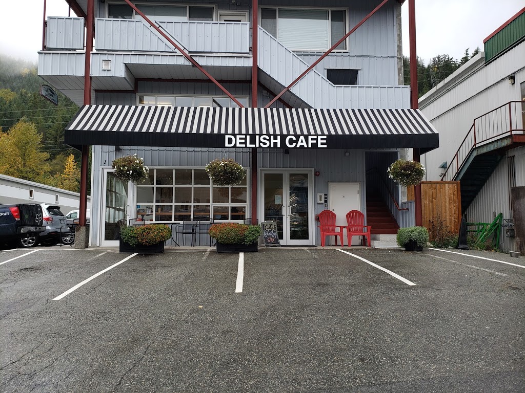 Delish cafe | 1-1380 Alpha Lake Rd, Whistler, BC V8E 1H4, Canada | Phone: (604) 932-5513