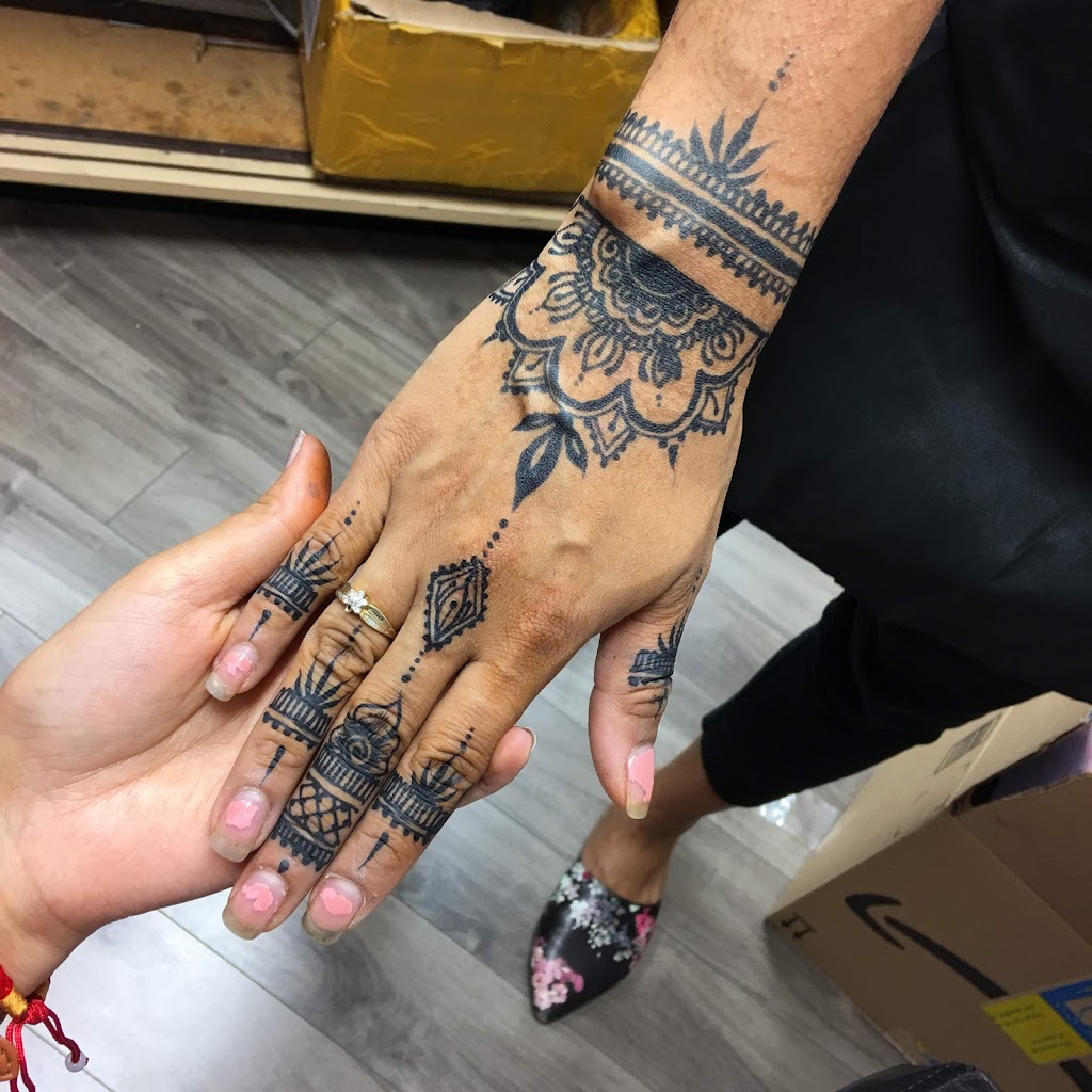 Inks and Piercings | 321 Christopher Dr, Cambridge, ON N1P 1C6, Canada | Phone: (647) 222-2813