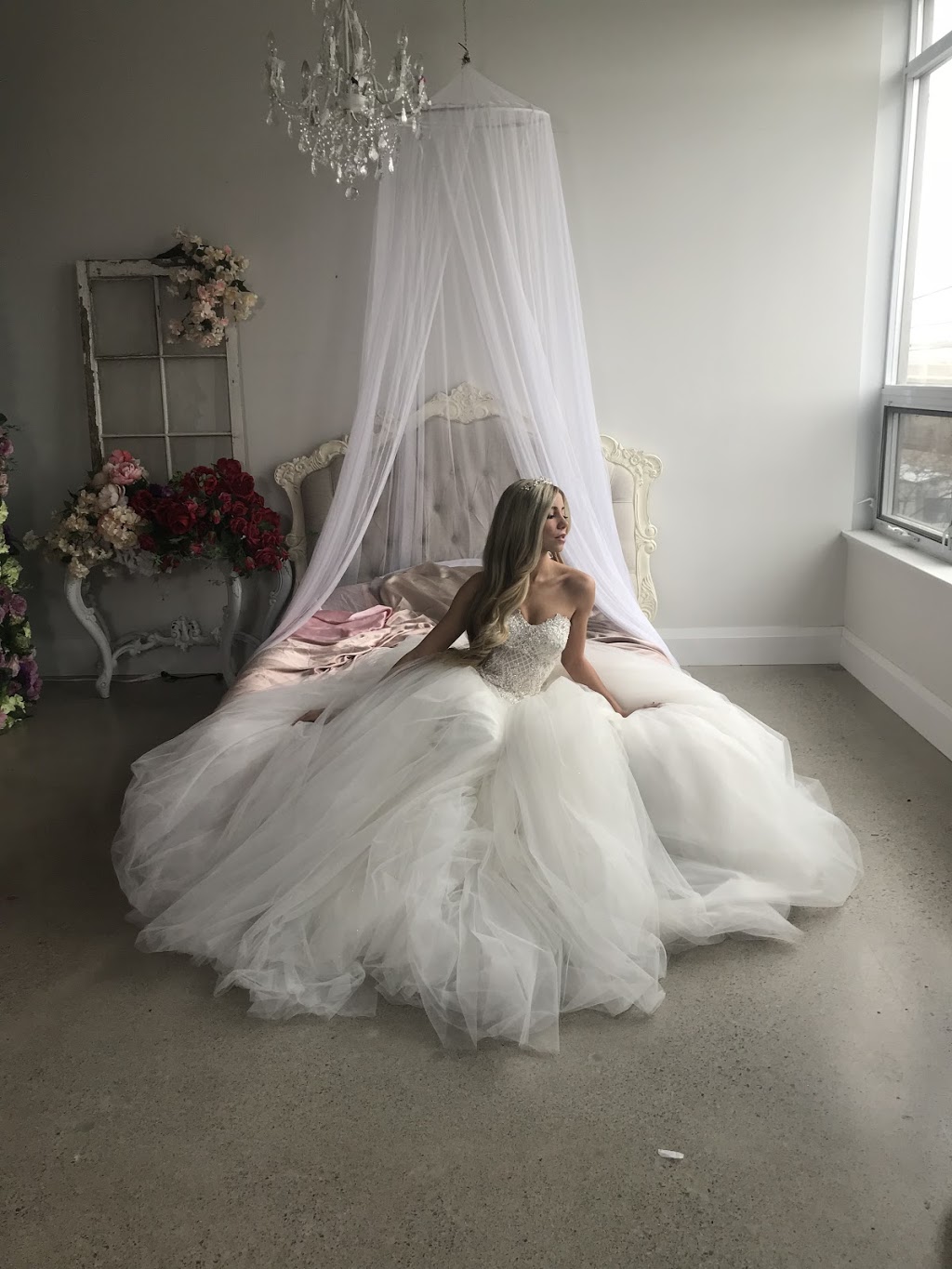 Elite Bridal | 569 Lakeshore Rd E, Mississauga, ON L5G 0A8, Canada | Phone: (905) 783-9225