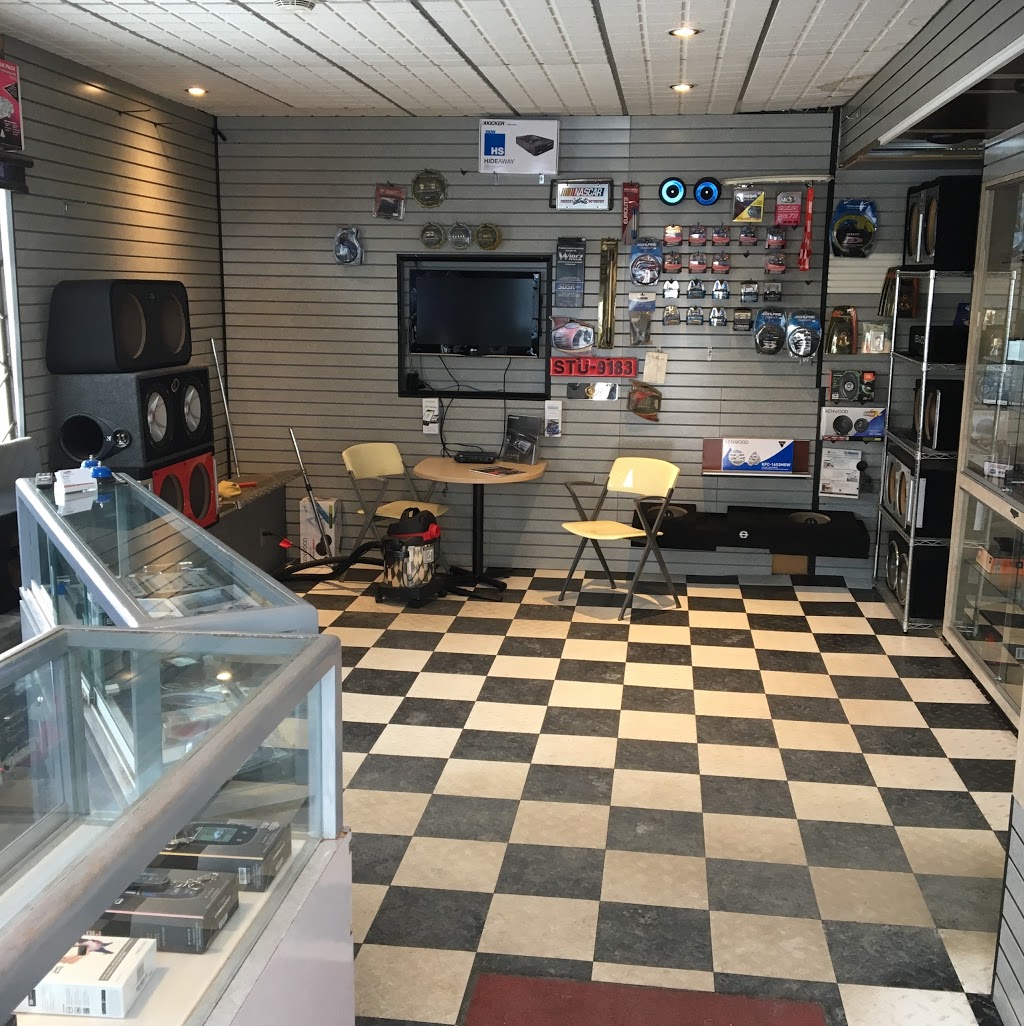 Auto Acoustics | 17 Cure Labelle, Laval, QC H7V 2R7, Canada | Phone: (450) 682-6363