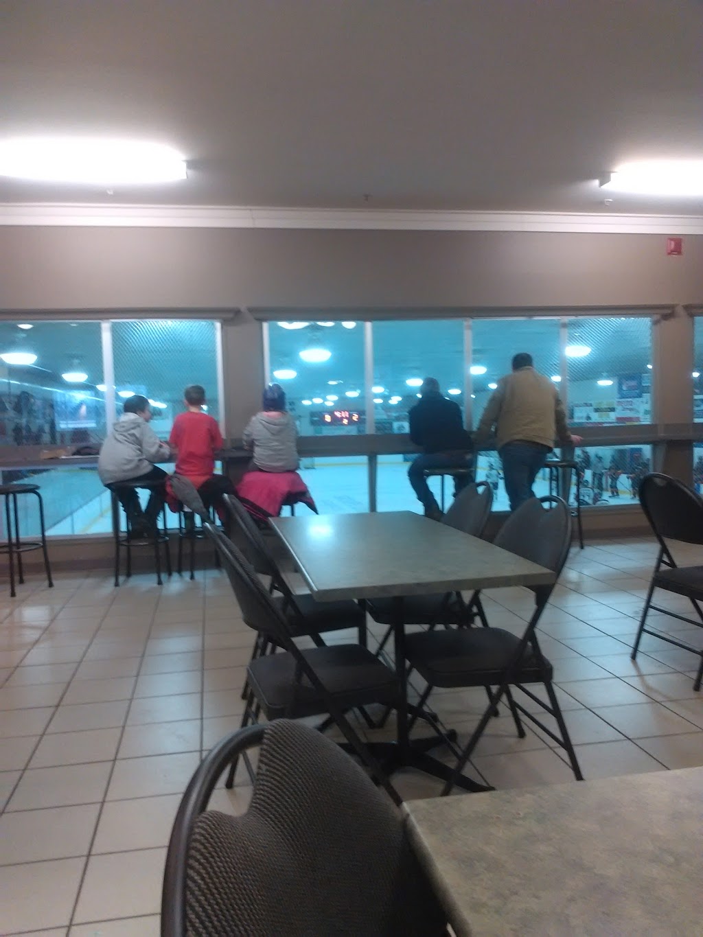 Centre Sportif Regional L Cyr | 50 Rue de lAqueduc, Napierville, QC J0J 1L0, Canada | Phone: (450) 245-7523