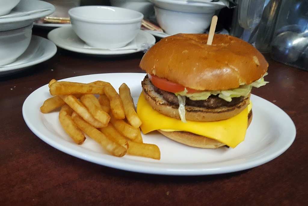 Mike Pizzeria | 370 205e Rue, Saint-Georges, QC G9T 5C9, Canada | Phone: (819) 538-0714
