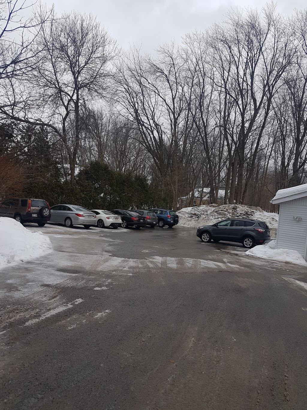 Clinique Chiropratique Rosemère - Dre Maude Bissonnette | 444 Chemin de la Grande-Côte, Rosemère, QC J7A 1L1, Canada | Phone: (514) 777-8472
