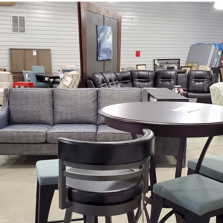 The Unloading Dock by Smittys Furniture | 150 3rd St, Hanover, ON N4N 1B2, Canada | Phone: (519) 364-3800