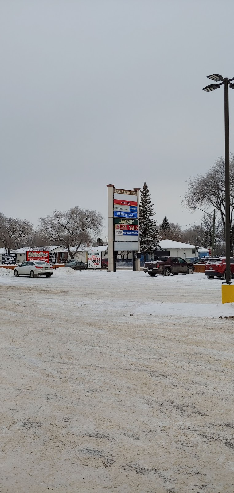 Circle K | 529 London St, Winnipeg, MB R2K 2Z4, Canada | Phone: (204) 669-5119