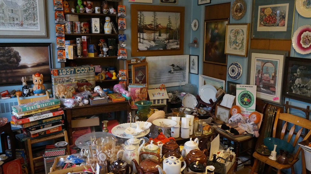 The Rare Bird Antiques | 4 Main St N, Elmwood, ON N0G 1S0, Canada | Phone: (519) 363-6340