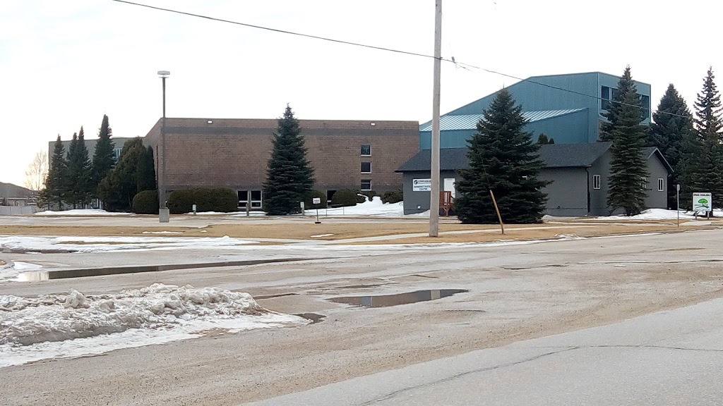 Emmanuel Evangelical Free Church | 360 McKenzie Ave, Steinbach, MB R5G 0K6, Canada | Phone: (204) 326-9865