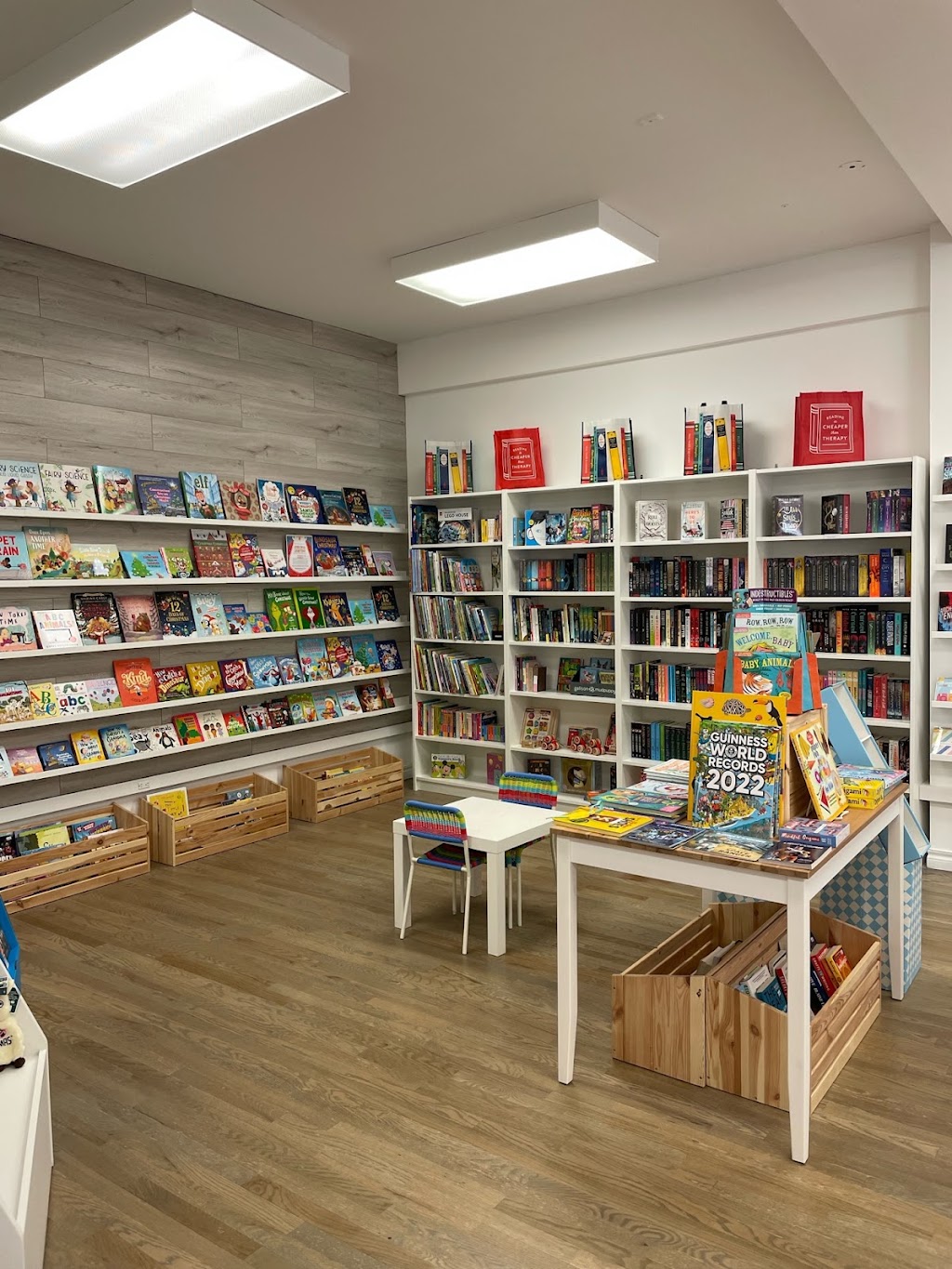 Bookworms & Co. | 2 Orchard Heights Blvd Unit 40, Aurora, ON L4G 6T5, Canada | Phone: (905) 750-0130