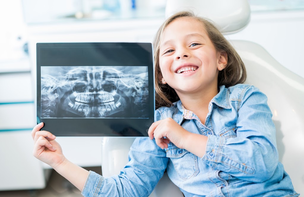 Clinique Dr Alain Chaumont Orthodontiste | 1435 Boulevard Saint-Martin O #608, Laval, QC H7S 2C6, Canada | Phone: (450) 668-9422