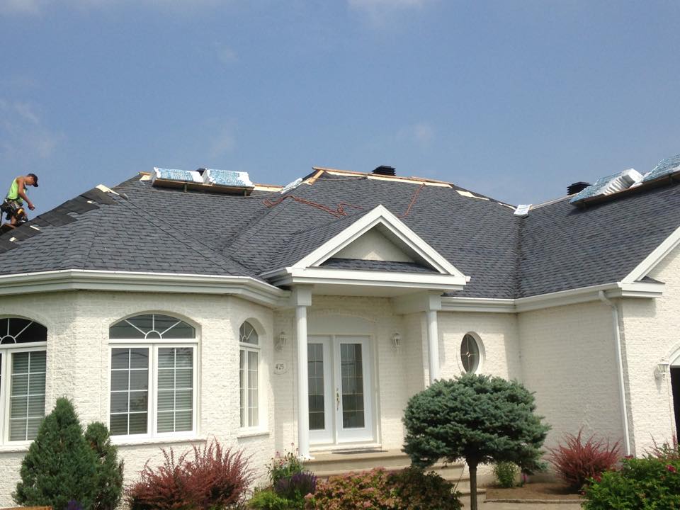 Couvreur M Charbonneau | 14255, av des Oliviers, Saint-Hyacinthe, QC J2R 2J7, Canada | Phone: (450) 799-1741