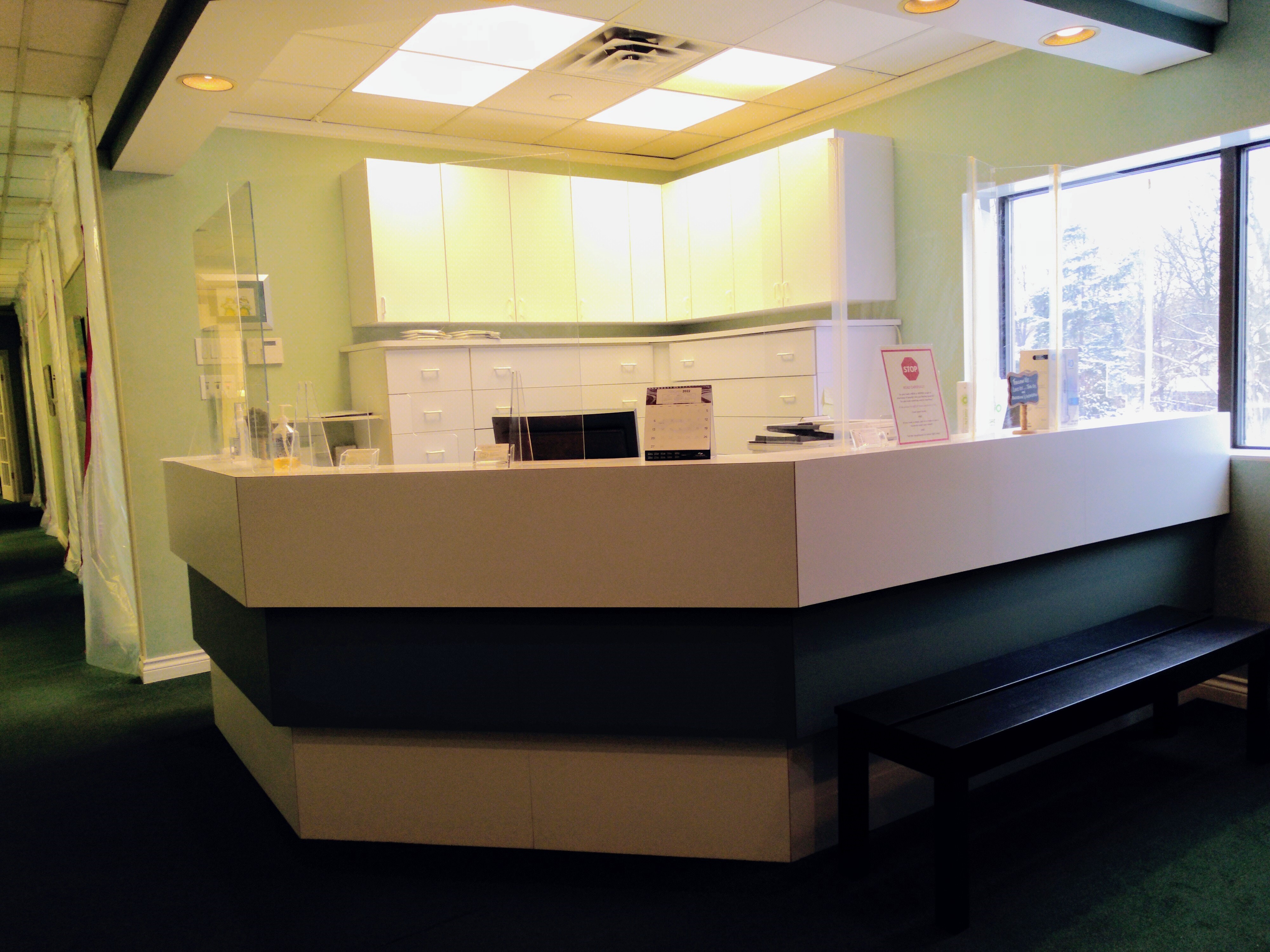 Turtle Creek Dental | 1801 Lakeshore Rd W #116, Mississauga, ON L5J 1J6, Canada | Phone: (905) 822-1301