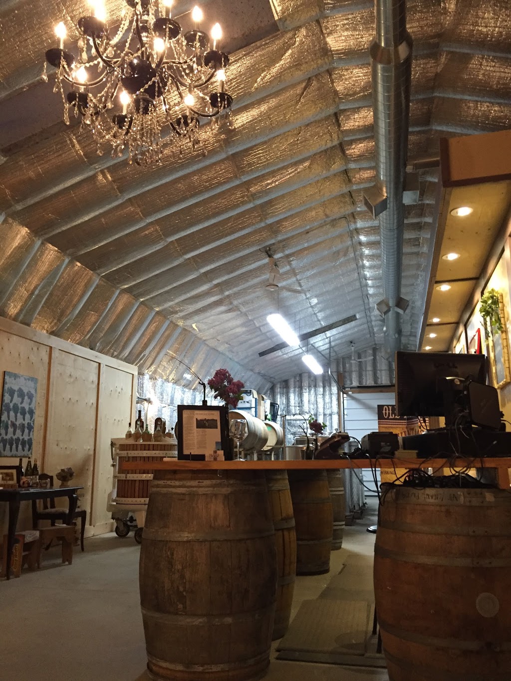 Hubbs Creek Vineyard | 562 Danforth Rd, Wellington, ON K0K 3L0, Canada | Phone: (647) 521-2395