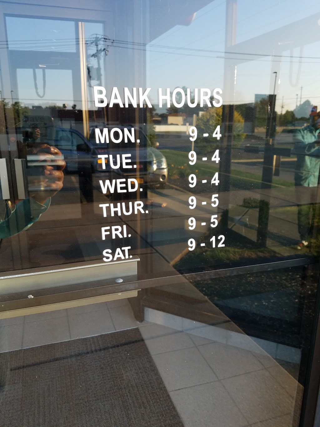 Lake Shore Savings Bank | 570 Dick Rd, Depew, NY 14043, USA | Phone: (716) 898-2022