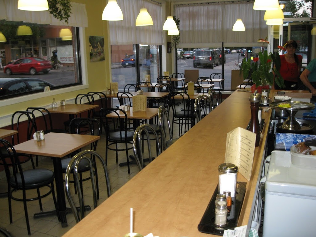 restaurant gi-mo | 1197 Rue Fleury E, Montréal, QC H2C 1P9, Canada | Phone: (514) 544-4404