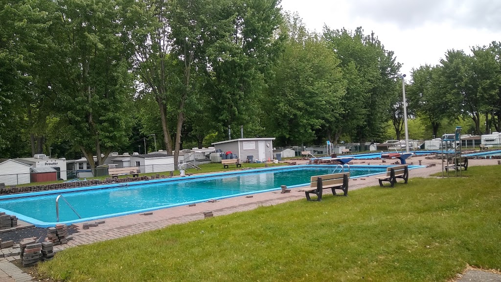 Camping Mon Repos | 430 Rang Saint Georges, Ange-Gardien, QC J0E 1E0, Canada | Phone: (450) 293-6318