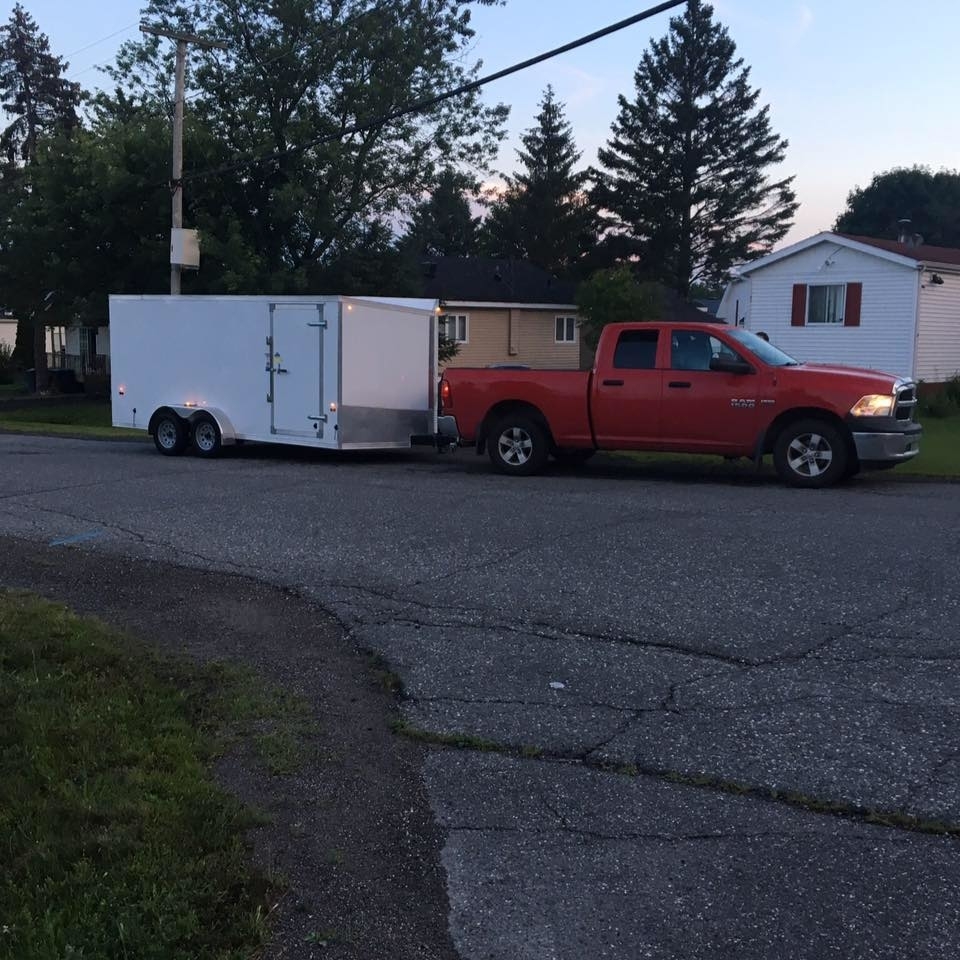 Déménagement 100 limites | 206 Rue Valroc, Lévis, QC G7A 2J6, Canada | Phone: (418) 809-7805