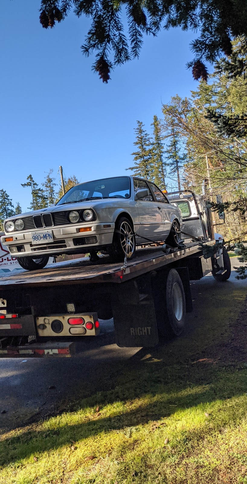 LCS Hauling & Towing | 885 Fishermans Cir, Parksville, BC V9P 1Z4, Canada | Phone: (250) 248-5449