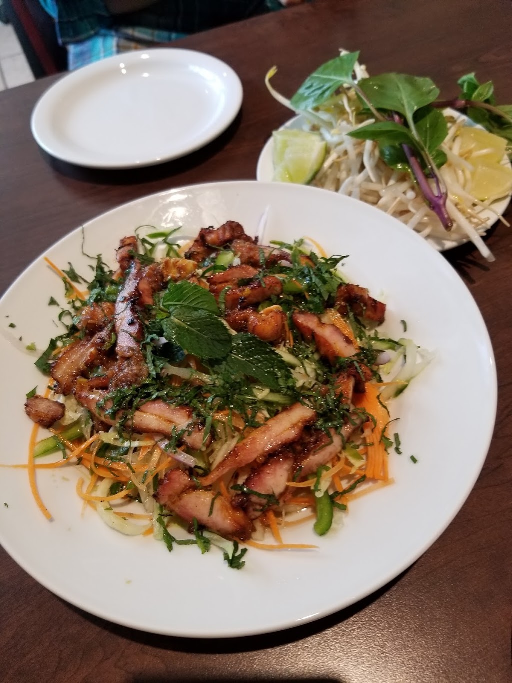 Mint Garden | 17830 Leslie St, Newmarket, ON L3Y 3E5, Canada | Phone: (905) 953-1377