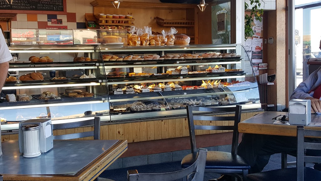 Caldense Bakery | 2625A Weston Rd, Toronto, ON M9N 3V8, Canada | Phone: (416) 245-3847