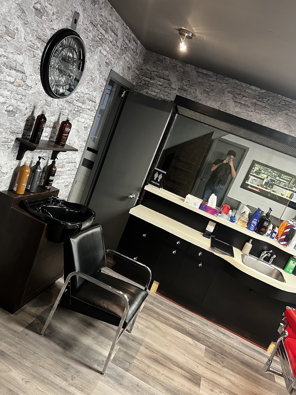 Lui Style Au Masculin | 1358 Av Victoria, Greenfield Park, QC J4V 1L9, Canada | Phone: (450) 466-0320
