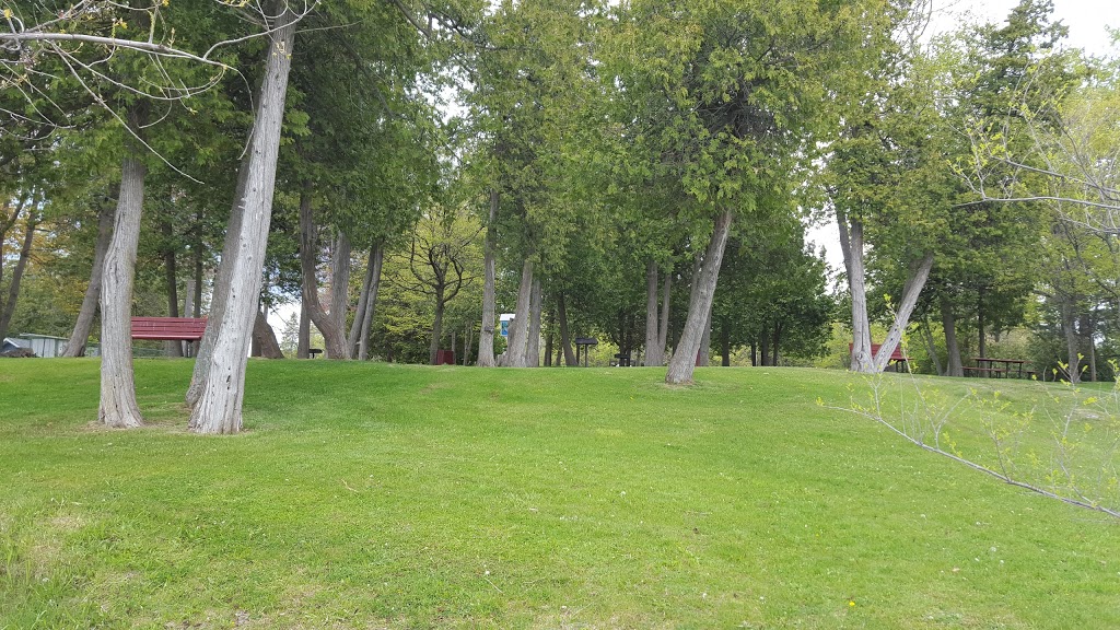 Lighthouse Park | Nicholson Point Rd, Kingston, ON K0H 1G0, Canada | Phone: (604) 925-7275