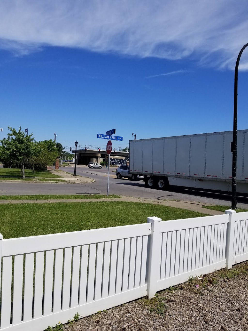 Buffalo Transport Co | 21 Lasalle Ave, Buffalo, NY 14214, USA | Phone: (716) 834-1090