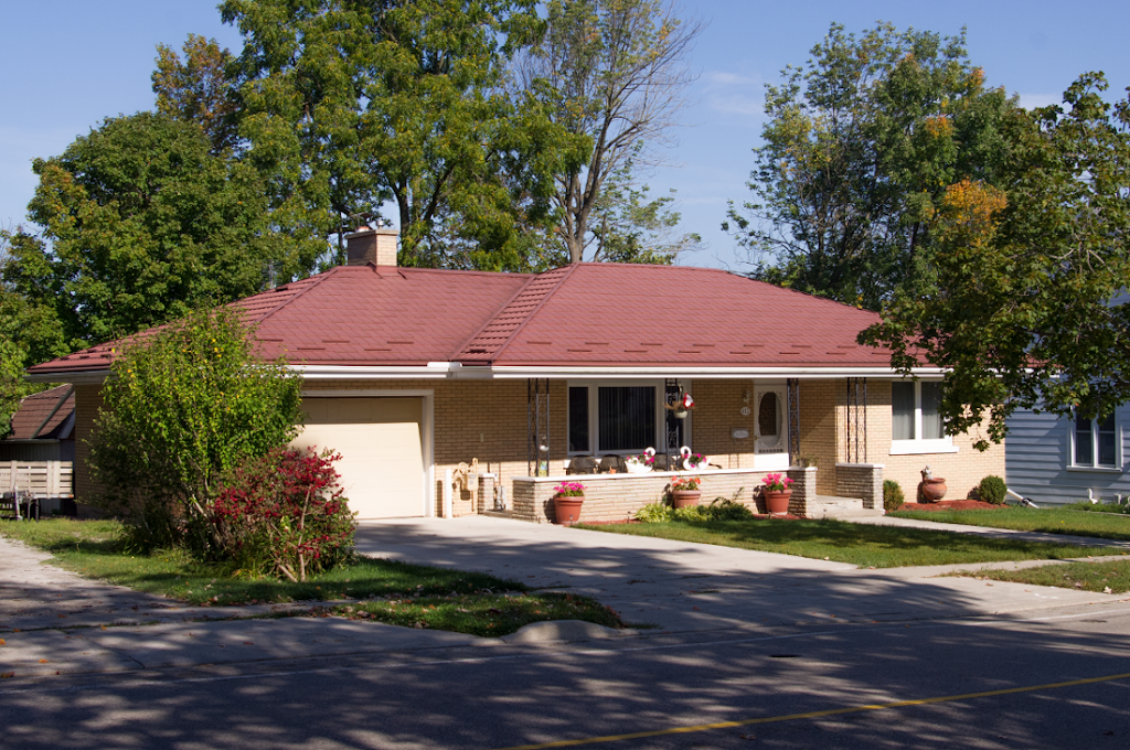 Hy-Grade Steel Roofing System | 2 Airpark Pl, Guelph, ON N1L 1B2, Canada | Phone: (855) 494-7233