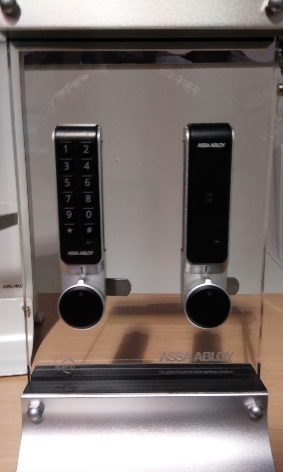 High Security Locksmiths | 51 Lake Dr N, Keswick, ON L4P 1A5, Canada | Phone: (905) 989-0512