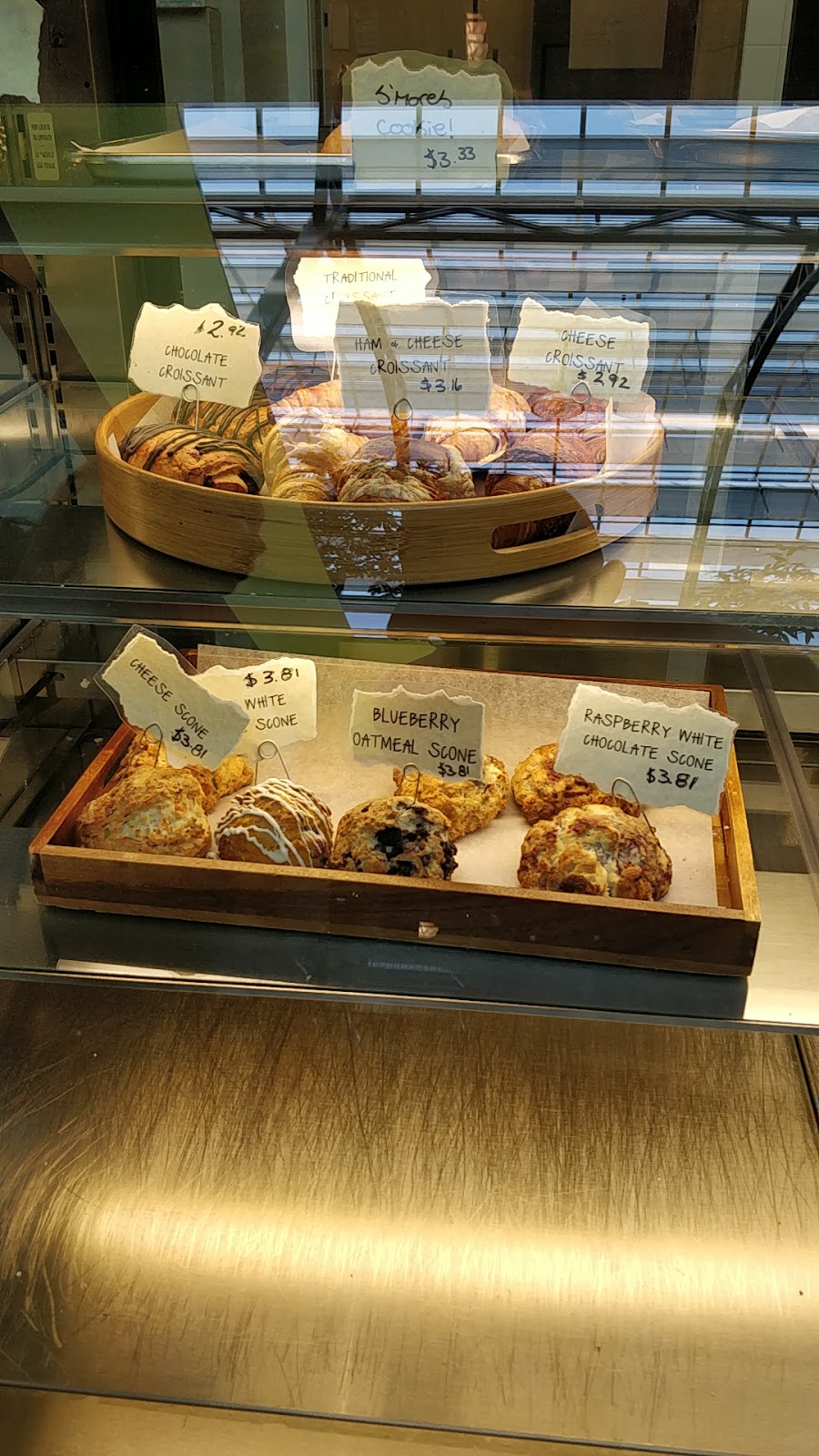 Wild Earth Bakery | 101 Riel Dr, St. Albert, AB T8N 3X4, Canada | Phone: (780) 651-7362