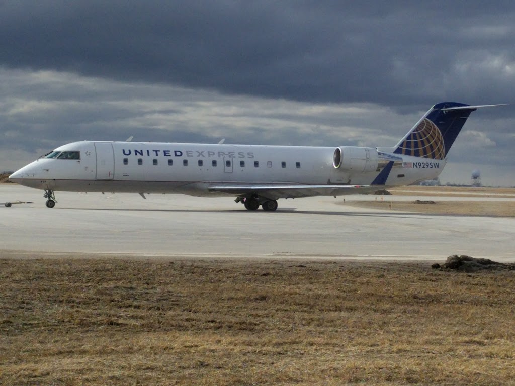 United | Winnipeg James Armstrong Richardson International Airport, 2000 Wellington Ave, Winnipeg, MB R3H 1C2, Canada | Phone: (800) 864-8331