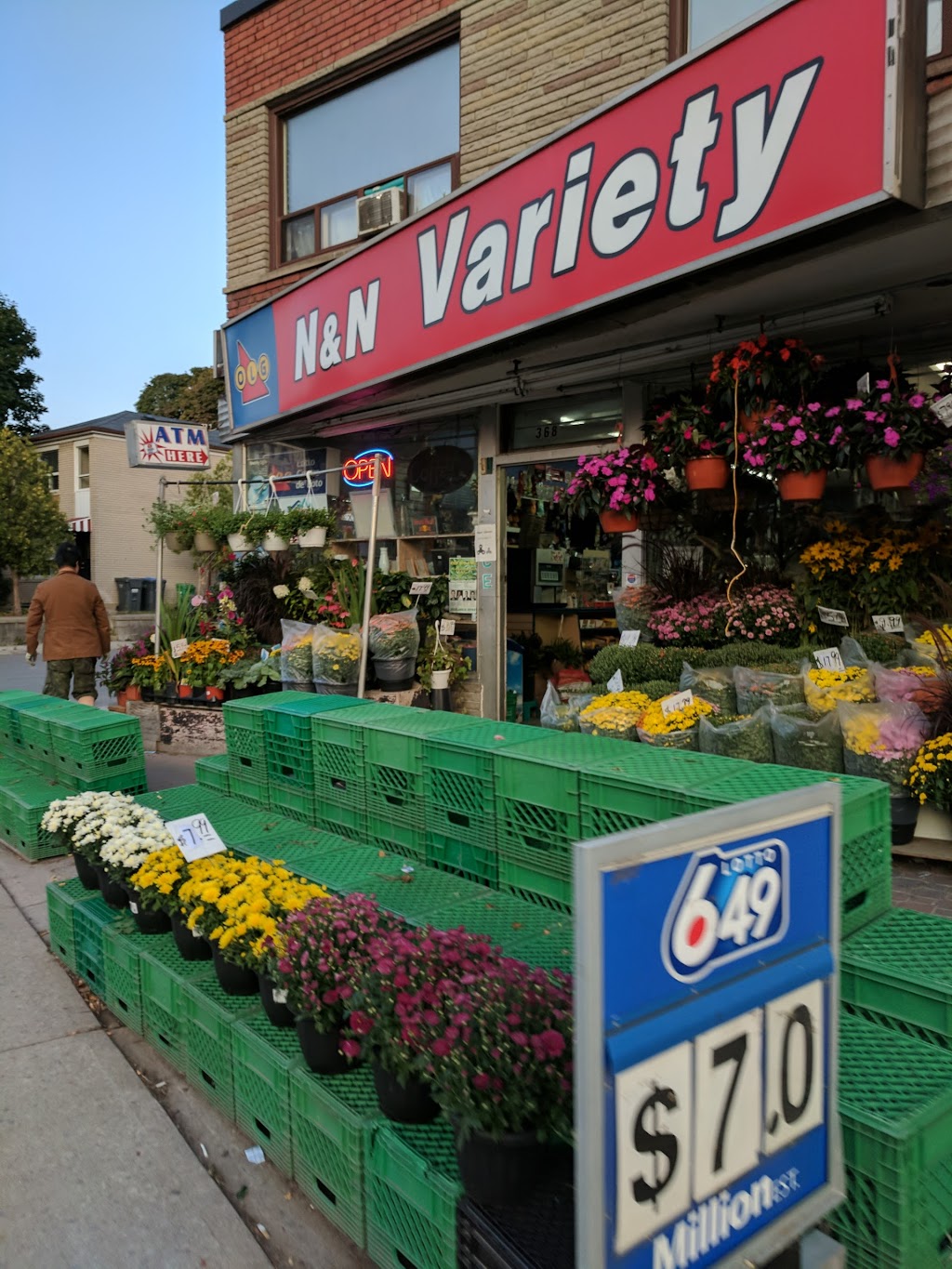 nn-variety-368-lakeshore-rd-w-mississauga-on-l5h-1h3-canada