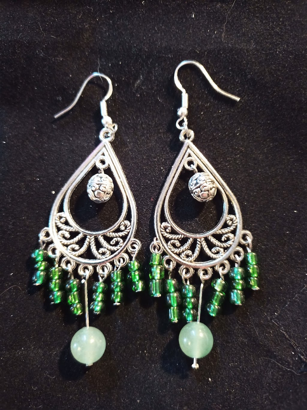 Enchanting Jewels and Scents | 29 Longford Crescent, St. Catharines, ON L2N 6E7, Canada | Phone: (365) 333-2436