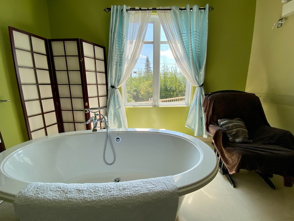 Maison de Naissance du Boisé de Blainville | 15 Av. 70 O, Blainville, QC J7C 1R7, Canada | Phone: (450) 431-8623
