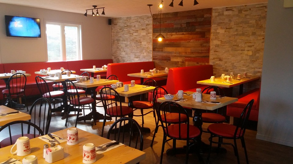 Resto StDenis 1730 222 Rte, SaintDenisdeBrompton, QC J0B 2P0, Canada