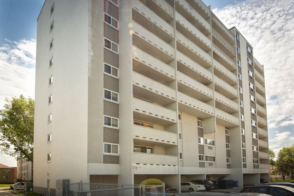 Olympic Towers | Charles St, Winnipeg, MB R2W 4B9, Canada | Phone: (204) 898-7165