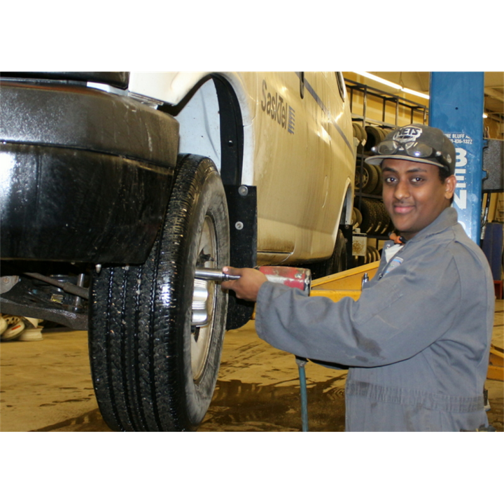 Market Tire | 655 51st St E, Saskatoon, SK S7K 7J7, Canada | Phone: (306) 955-8473