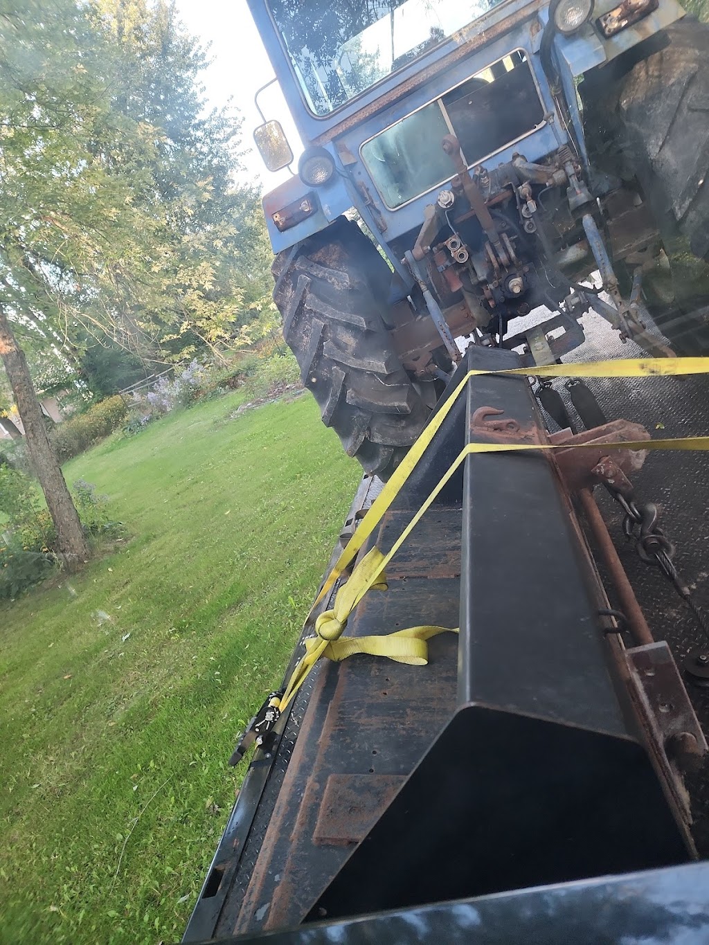 Memon Towing Service - Tow Truck Services | 24 Bottrell St, Bowmanville, ON L1C 4Z8, Canada | Phone: (647) 770-3677