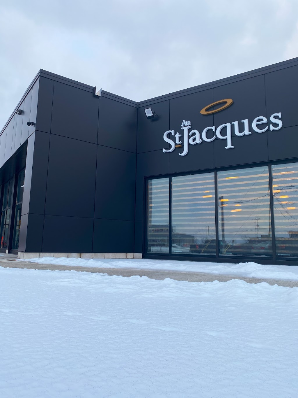 Au St-Jacques | 34 Rue Marcel-Lépine, Saint-Jacques, QC J0K 2R0, Canada | Phone: (450) 397-3400