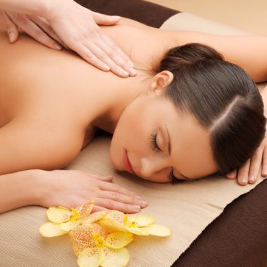 Essence Spa | 231 Melrose Ave, Kitchener, ON N2H 2B9, Canada | Phone: (519) 593-2424
