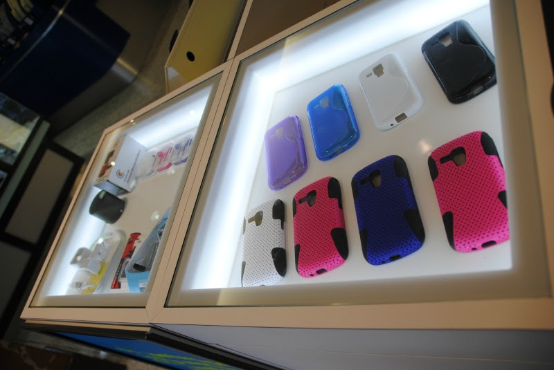 TELUS | Koodo | Town Centre, 31 Tapscott Rd, Scarborough, ON M1B 4Y7, Canada | Phone: (647) 765-1191