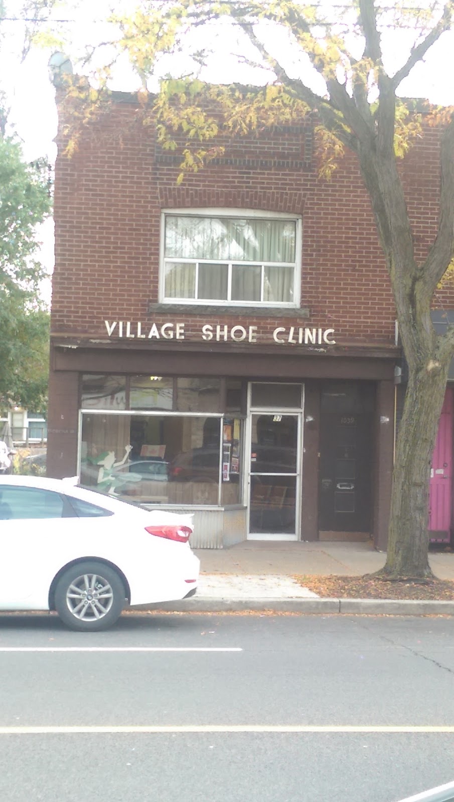 Village Shoe Clinic | 1037 King St W, Hamilton, ON L8S 1L6, Canada | Phone: (905) 529-8038