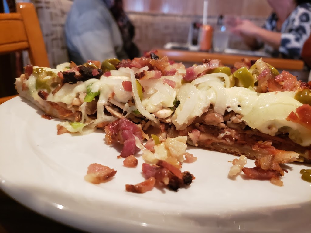 Vimont Pizza Restaurant | 1748 Boulevard des Laurentides, Vimont, QC H7M 2P6, Canada | Phone: (450) 667-9683